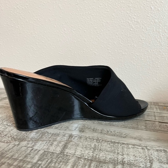Calvin Klein Beanka Wedge - Picture 5 of 8